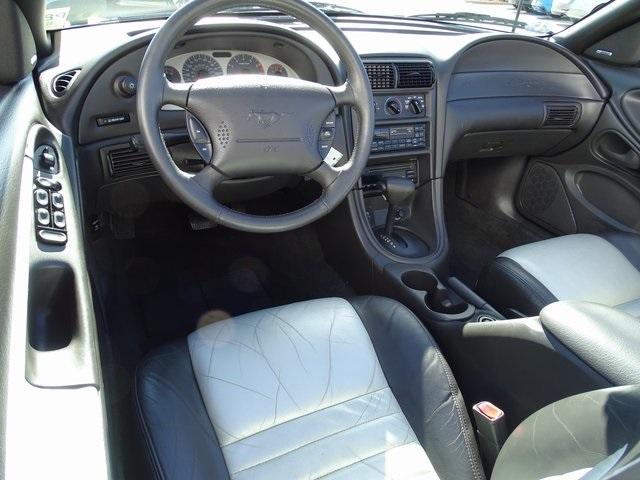 51043-3489-ford-mustang-1999-p45
