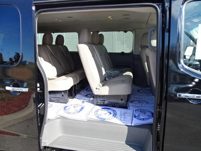 51153-3493-nissan-nvpassenger-2020-65310