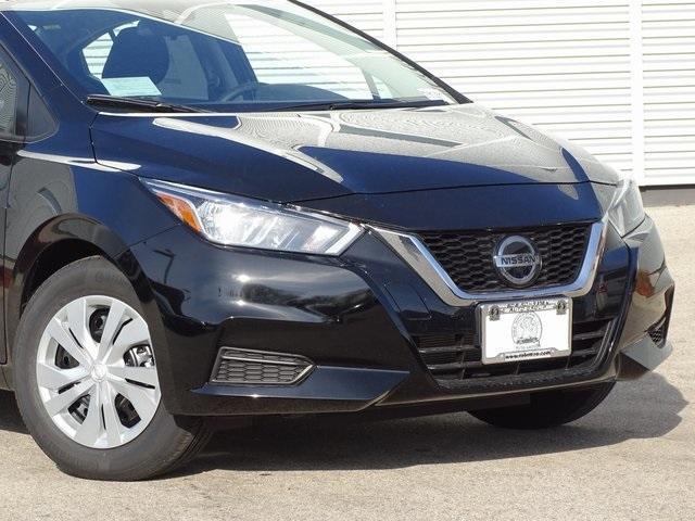 51206-3495-nissan-versa-2020-10110