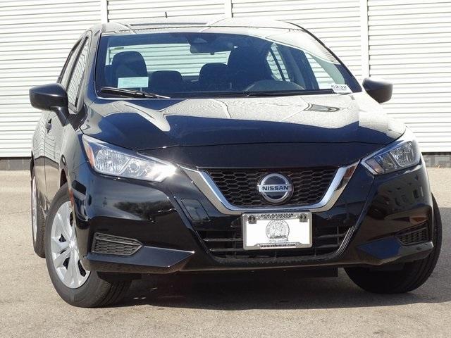 51208-3495-nissan-versa-2020-10110