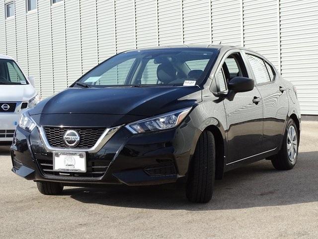 51209-3495-nissan-versa-2020-10110
