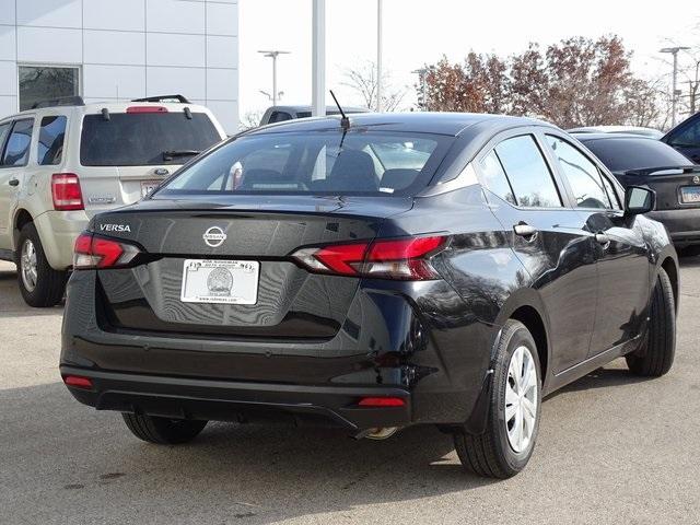 51216-3495-nissan-versa-2020-10110