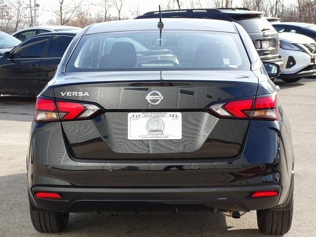 51217-3495-nissan-versa-2020-10110