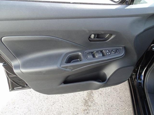 51224-3495-nissan-versa-2020-10110
