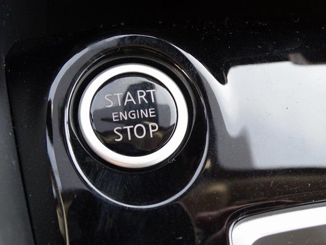 51228-3495-nissan-versa-2020-10110
