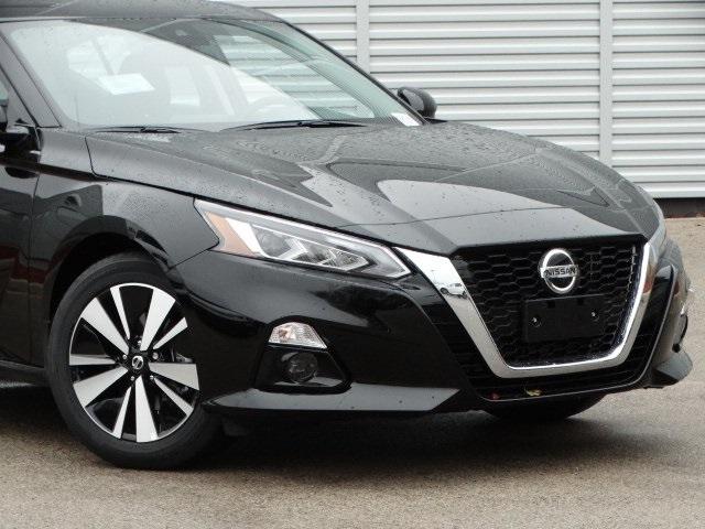 51237-3496-nissan-altima-2020-13610