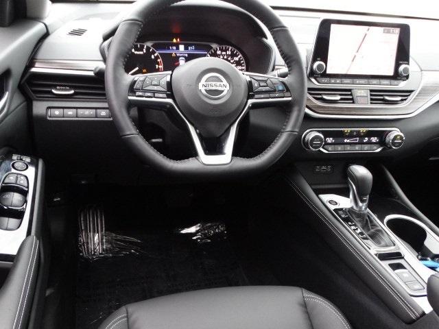 51252-3496-nissan-altima-2020-13610