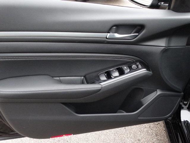 51258-3496-nissan-altima-2020-13610