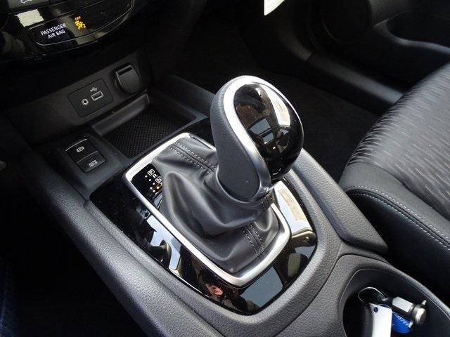 51298-3497-nissan-rogue-2020-22210