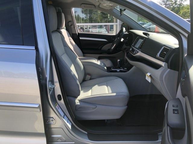 5138-toyota-highlander-2019-6949