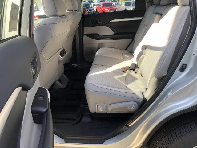 5140-toyota-highlander-2019-6949