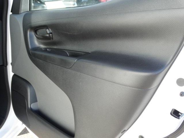 51413-3502-nissan-nv200-2020-66110
