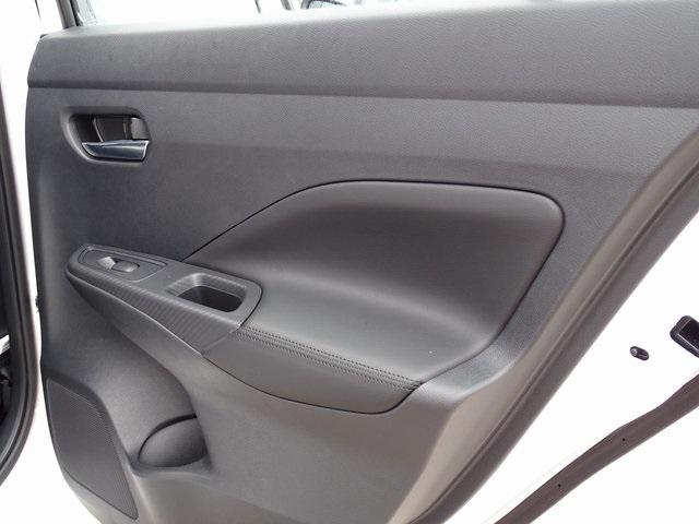 51473-3504-nissan-versa-2020-10210
