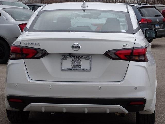 51476-3504-nissan-versa-2020-10210