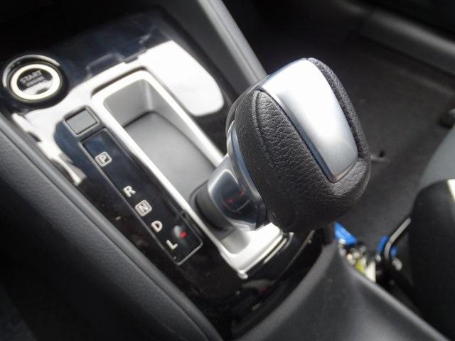 51486-3504-nissan-versa-2020-10210