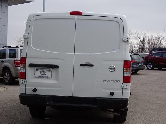 51506-3505-nissan-nv2500hd-2020-61310