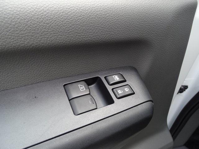 51514-3505-nissan-nv2500hd-2020-61310