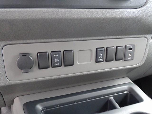 51517-3505-nissan-nv2500hd-2020-61310