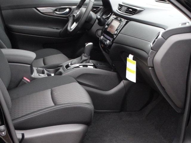 51530-3506-nissan-rogue-2020-22210