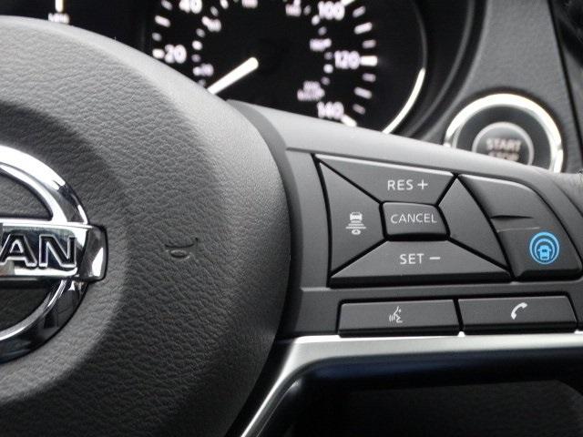 51561-3506-nissan-rogue-2020-22210