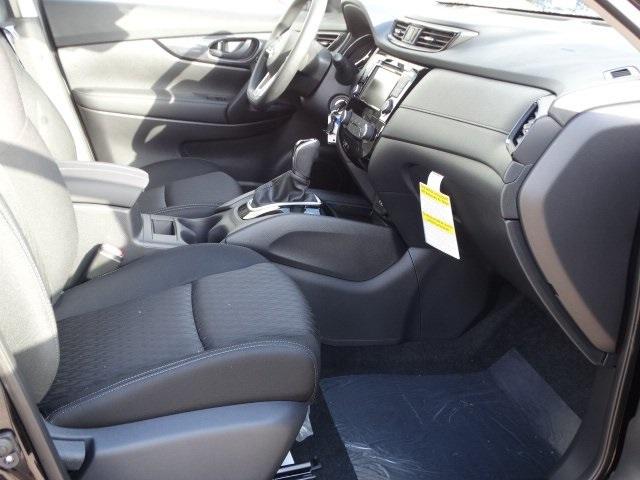 51568-3507-nissan-rogue-2020-22010