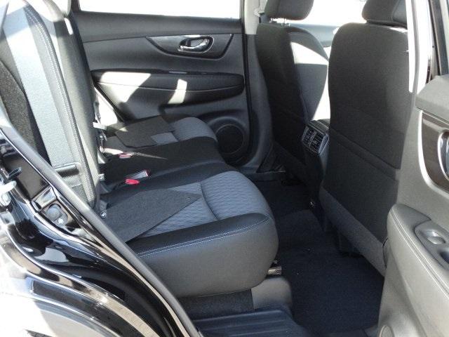 51693-3510-nissan-rogue-2020-22210