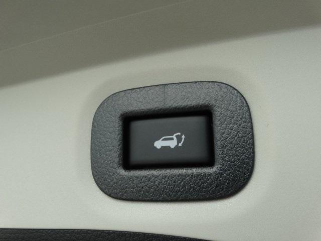 51701-3510-nissan-rogue-2020-22210