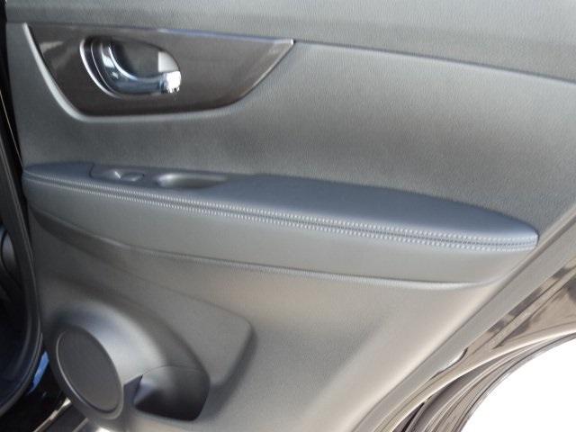 51731-3511-nissan-rogue-2020-22210