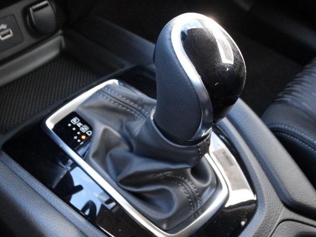 51749-3511-nissan-rogue-2020-22210