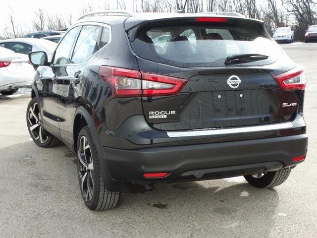 51769-3512-nissan-roguesport-2020-27410