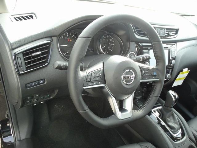 51778-3512-nissan-roguesport-2020-27410