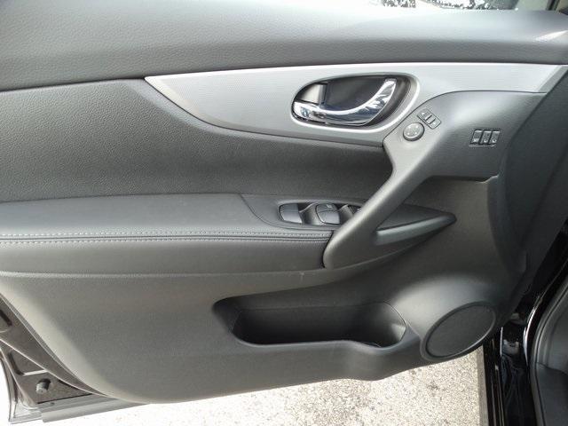 51779-3512-nissan-roguesport-2020-27410