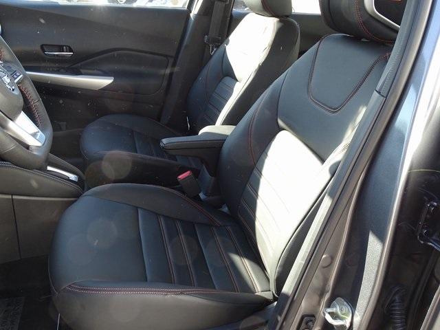 51876-3515-nissan-kicks-2020-21210