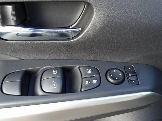 51879-3515-nissan-kicks-2020-21210