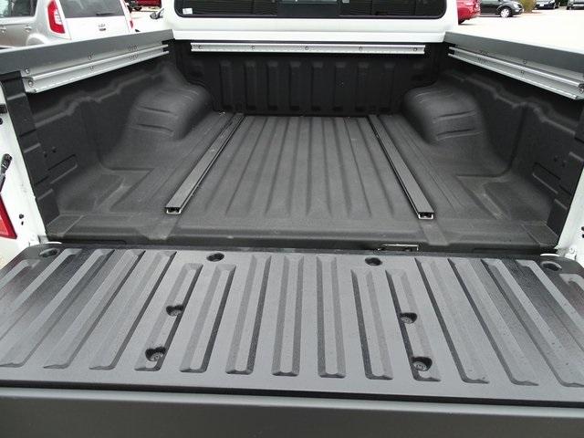 51981-3518-nissan-frontier-2019-32619