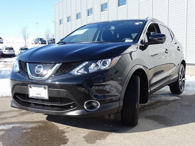 52004-3520-nissan-roguesport-2019-27419
