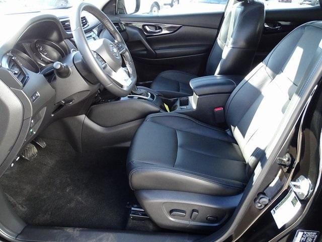 52020-3520-nissan-roguesport-2019-27419