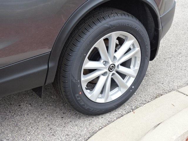 52044-3521-nissan-roguesport-2019-27019