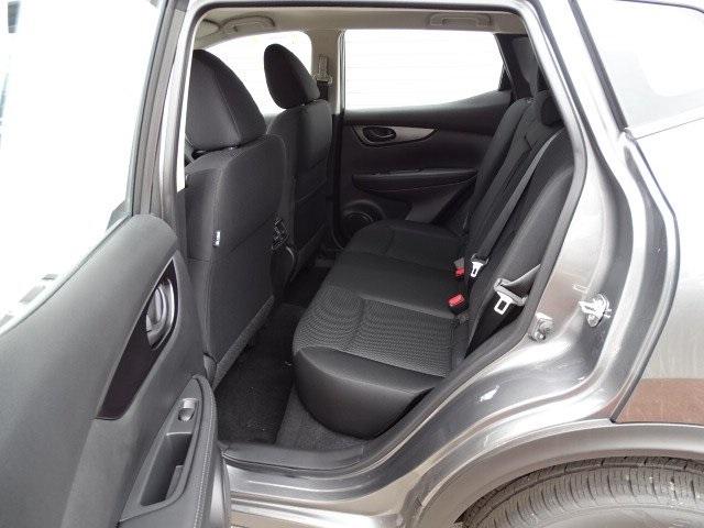 52046-3521-nissan-roguesport-2019-27019