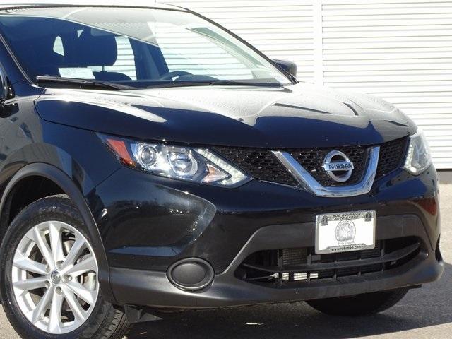 52061-3522-nissan-roguesport-2018-27118