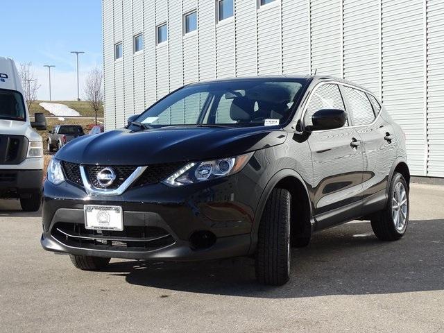 52064-3522-nissan-roguesport-2018-27118