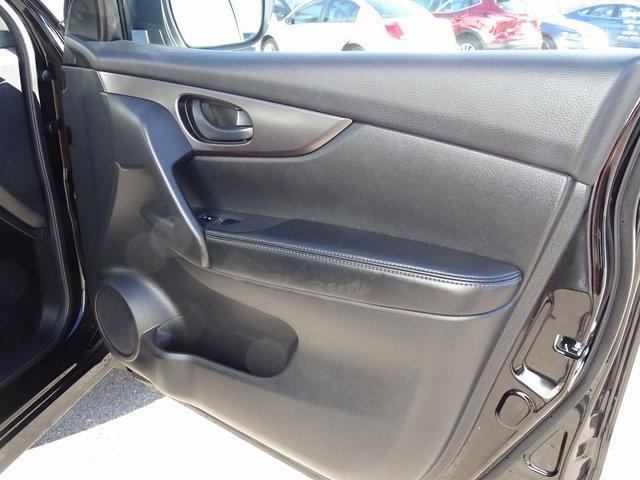 52067-3522-nissan-roguesport-2018-27118