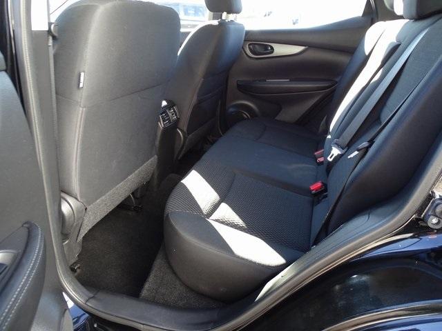 52076-3522-nissan-roguesport-2018-27118