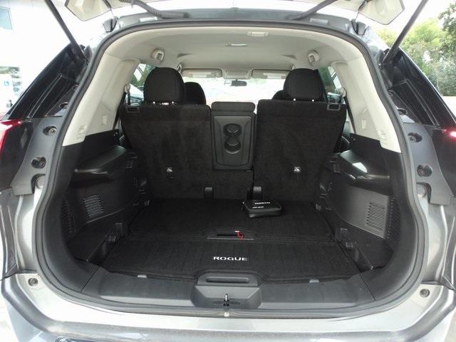 52105-3523-nissan-rogue-2018-22018