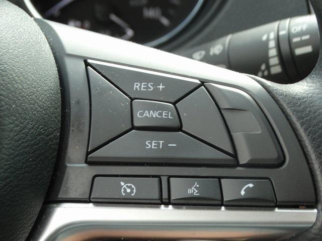 52115-3523-nissan-rogue-2018-22018