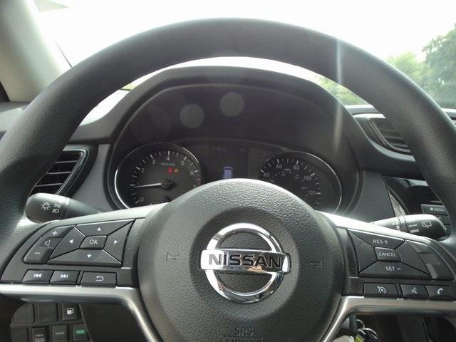 52117-3523-nissan-rogue-2018-22018