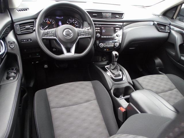 52135-3524-nissan-roguesport-2018-28218
