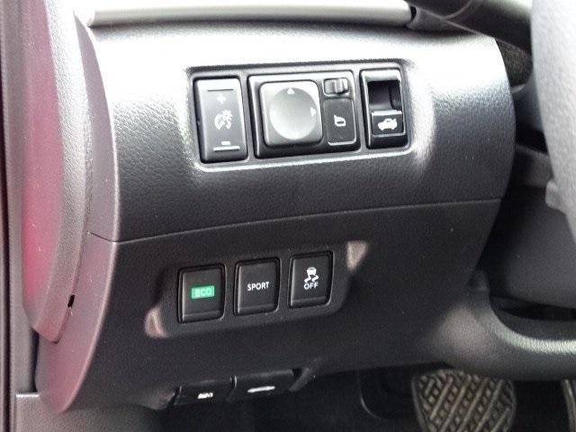 52235-3527-nissan-sentra-2018-12118