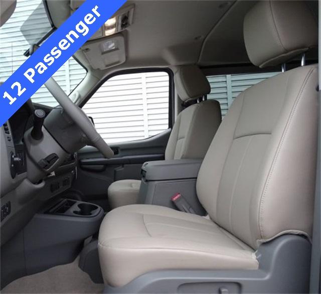52293-3528-nissan-nvpassenger-2018-65518