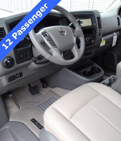 52294-3528-nissan-nvpassenger-2018-65518
